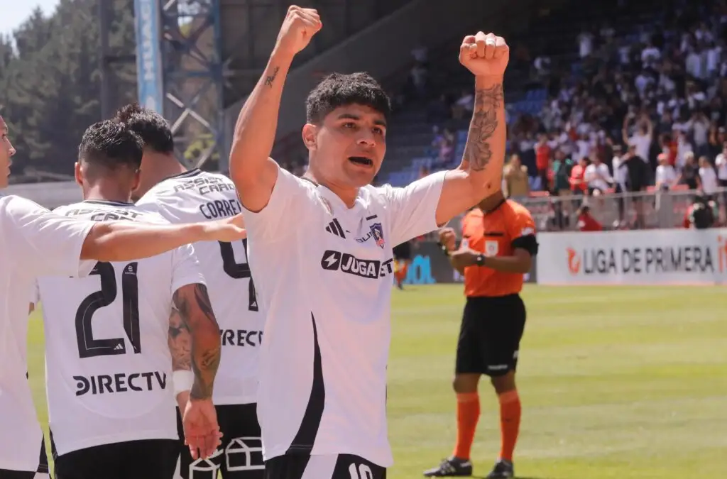 Claudio Aquino marcó su primer gol con la camiseta de Colo-Colo.