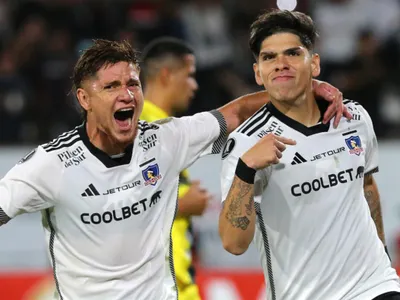 Leonardo Gil hace de abogado y sale en defensa de Carlos Palacios por sus críticas en Boca Juniors