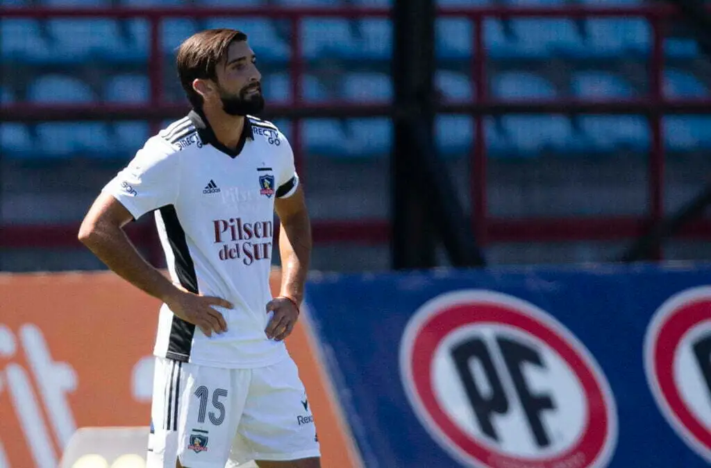 Emiliano Amor sería baja por cerca de cuatro mese más en Colo-Colo.