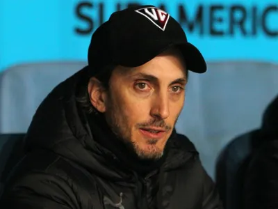 Luis Zubeldía rompió el silencio y reveló la verdadera razón por la que no llegó a la banca de Colo-Colo