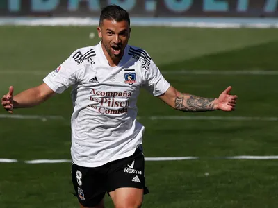 Gabriel Costa sería considerado como titular para el duelo Perú-Chile