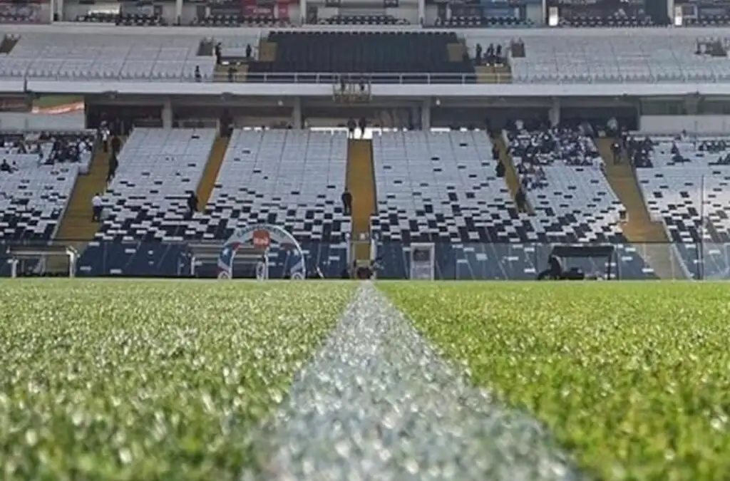 Juan Cristóbal Guarello aseguró que existen conversaciones con empresa croata para la financiación de la remodelación del Estadio Monumental.