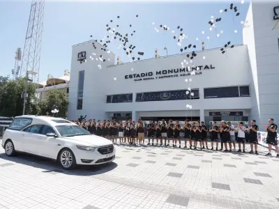 Emotivo momento: El lindo homenaje que realizó Colo-Colo para despedir a Jorge Toro