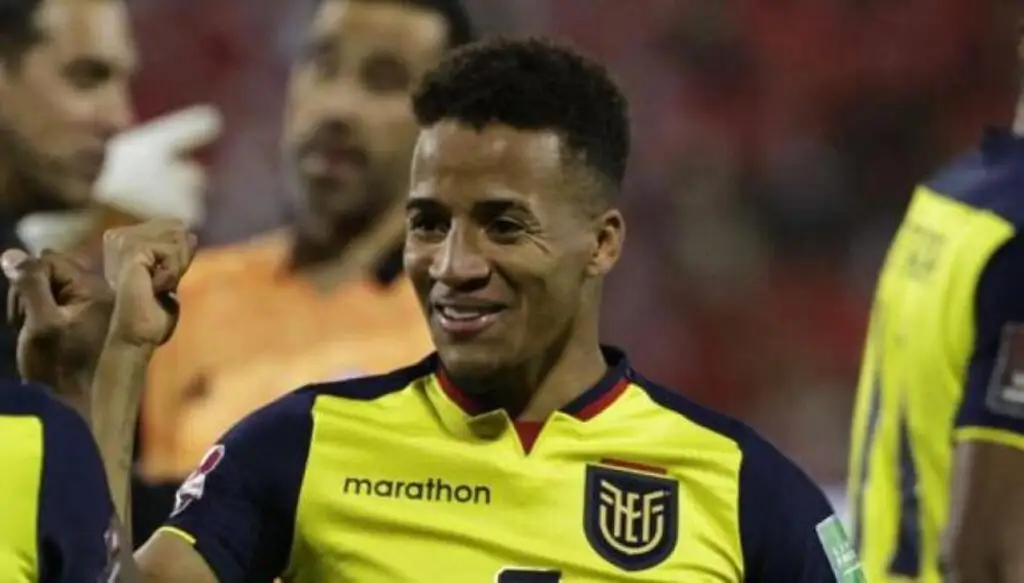 En Ecuador no se olvidan de La Roja por el caso de Byron Castillo.