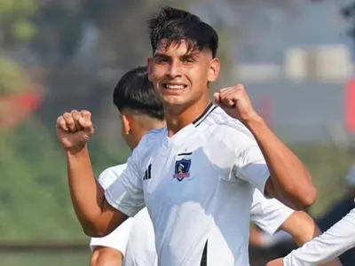 Yastin Cuevas: El goleador de Colo-Colo Sub-18 que mete presión con triplete frente a Unión Española