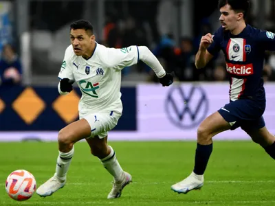 Hizo tremenda comparación: Llenan de elogios a Alexis Sánchez en la antesala del duelo frente al PSG