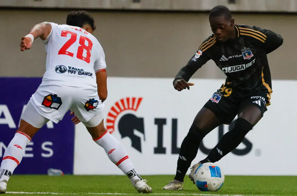 Manley Cleveaux fue convocado al duelo frente a Racing Club.