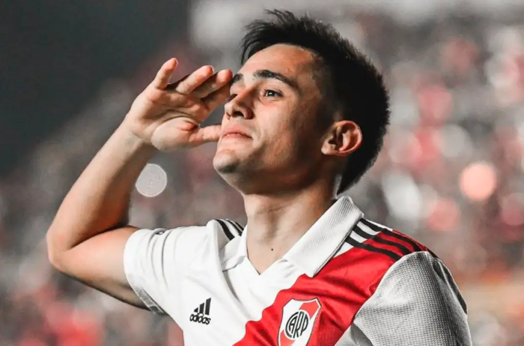Pablo Solari es seguido desde Europa.