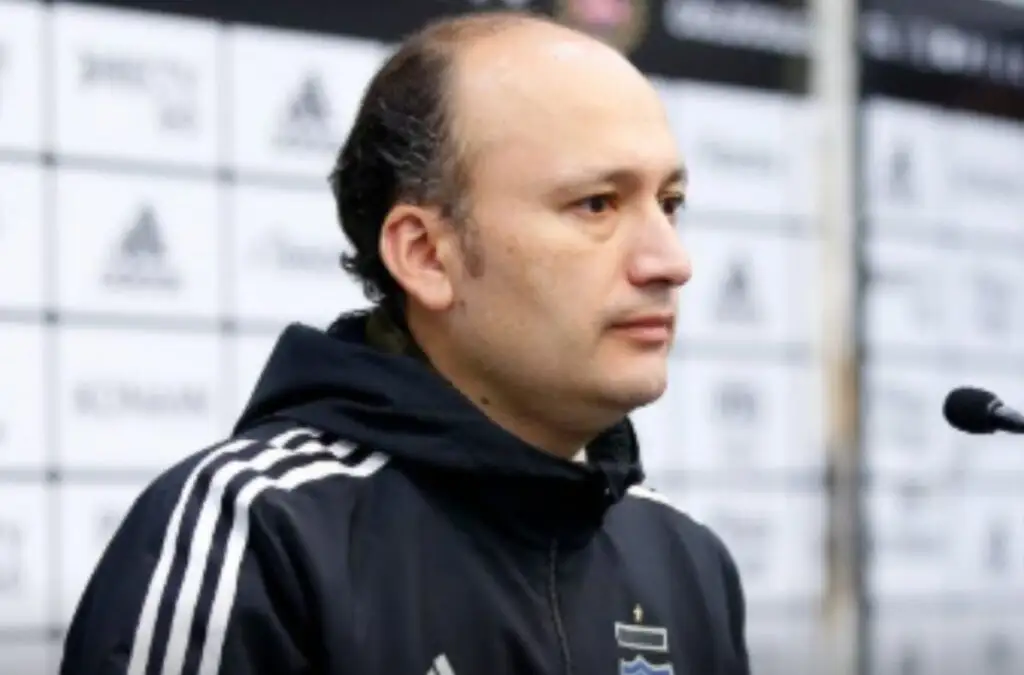 Edmundo Valladares dejó clara su postura respecto a la crisis que se vive en el fútbol chileno.
