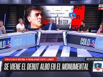 [VIDEO] Marcelo Barticciotto se indigna ante las críticas en pleno programa y le presta ropa a Gustavo Quinteros