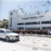 Emotivo momento: El lindo homenaje que realizó Colo-Colo para despedir a Jorge Toro