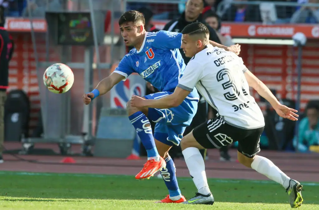 Colo-Colo y Universidad de Chile siguen agrandando su rivalidad deportiva.