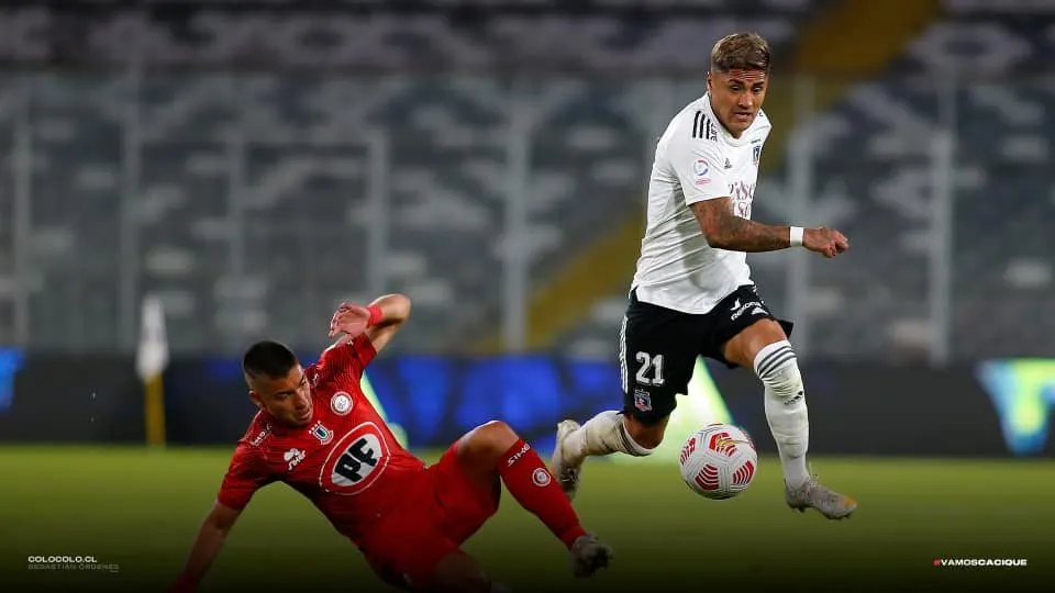 Informan que Juan Carlos Gaete se va de Colo-Colo