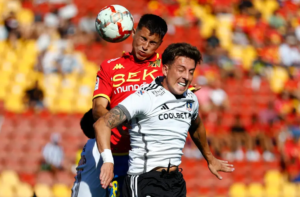 Pablo Parra en el duelo frente a Unión Española.