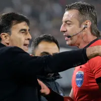 La jugada que hizo estallar a Gustavo Quinteros en el duelo entre Colo-Colo y Boca Juniors: “¡Conch… cobrá una”
