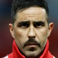 ¿Volverá a Colo-Colo? Claudio Bravo y su emotiva despedida del Real Betis