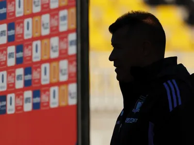«Vamos a tener que conversar»: Desde Blanco y Negro ponen en duda la continuidad de Jorge Almirón