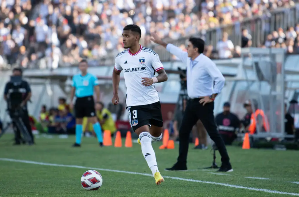 Daniel Gutiérrez es la gran novedad de Colo Colo en su formación titular.