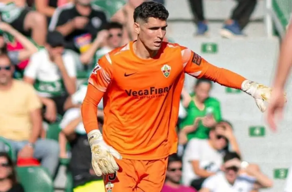 Desde España señalan que Matías Dituro no dejará el Elche.