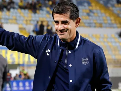 «Que grande»: El significativo regalo que recibió Julio Barroso en su regreso al Estadio Monumental