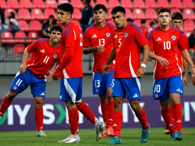 Dos jugadores de Colo-Colo fueron convocados a La Roja Sub 20 para enfrentar a Nueva Zelanda