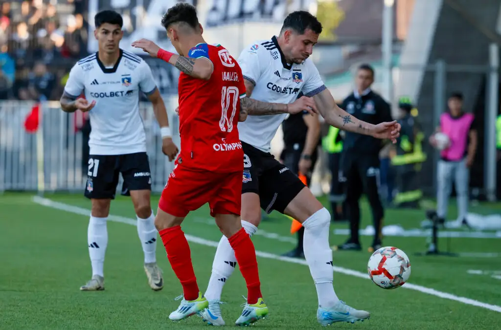 Colo-Colo cedió a tres jugadores a Unión La Calera.