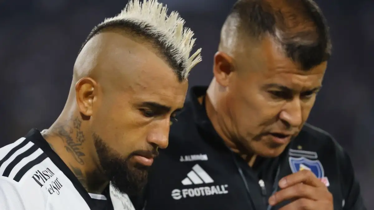 Arturo Vidal y Jorge Almirón.