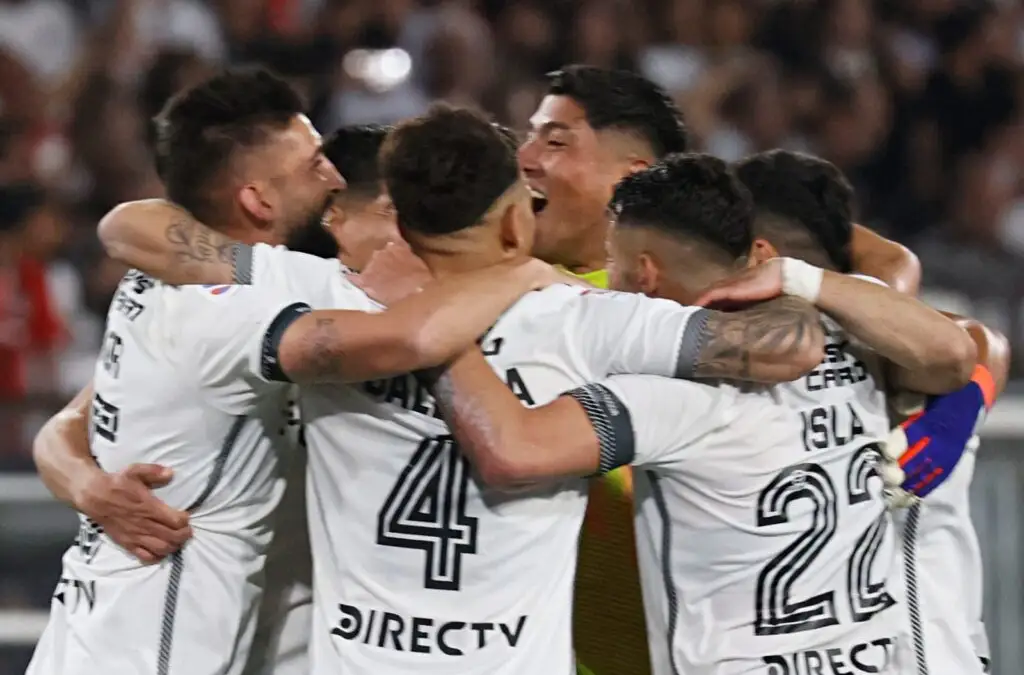 Colo-Colo comenzó a analizar nombres como refuerzos para la temporada 2024