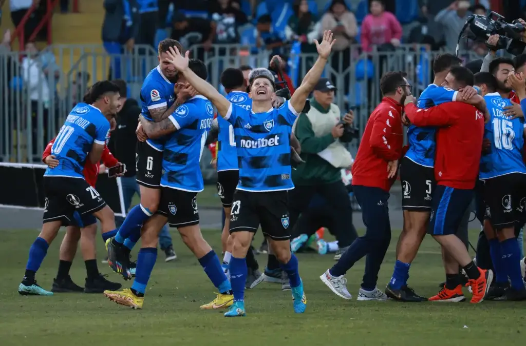 Huachipato venció a Audax Italiano por 2-0 y se coronó como el campeón del fútbol chileno.