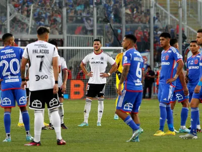 La U arremetió tras el Superclásico en el Estadio Monumental y solicitó disculpas por parte de Colo Colo