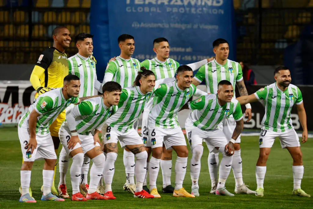 Futbol, Everton vs OHiggins.
Fecha 15, campeonato nacional 2025.
El equipo de OHiggins posa durante el partido de primera division contra Everton realizado en el estadio Sausalito de Vina del Mar, Chile.
22/06/2025
Raul Zamora/Photosport

Football, Everton vs OHiggins.
15th round, 2025 national championship.
OHiggins team pose during the first division match against Everton at the Sausalito stadium in Vina del Mar, Chile.
22/06/2025
Raul Zamora/Photosport. Formación titular.