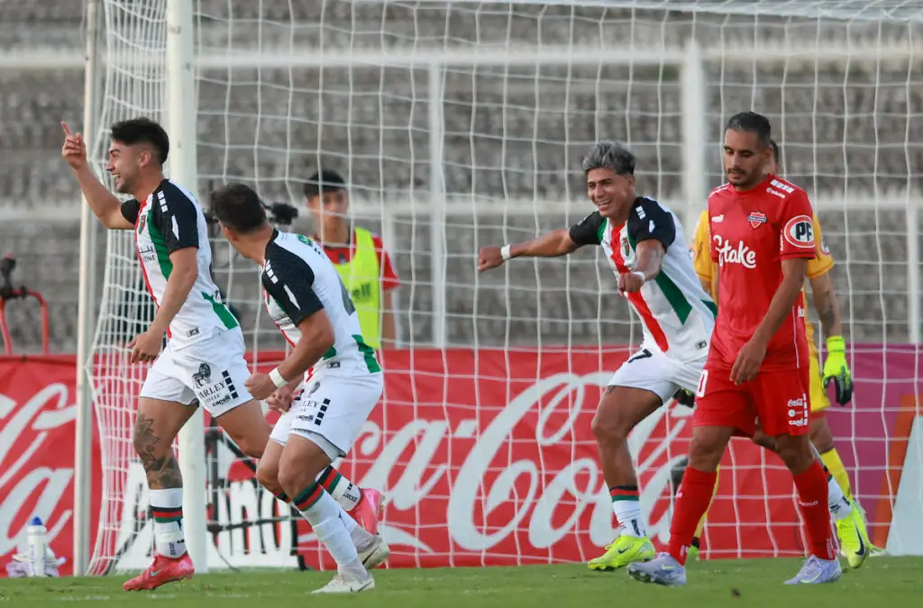 Palestino sigue con el tranco ganador en la Liga de Primera.