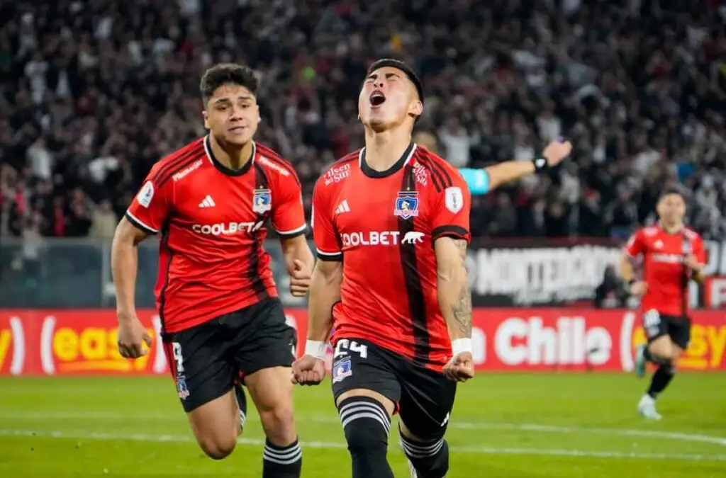 Colo-Colo volvió a los triunfos en el fútbol chileno.