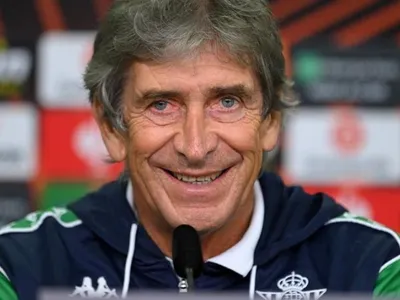 Manuel Pellegrini habría exigido el fichaje de un ex campeón con Colo-Colo para reforzar al Real Betis