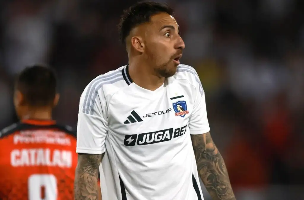 Javier Correa no ha tenido un buen inicio de temporada con Colo-Colo.