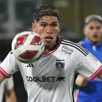 VIDEO| «¿Te creí vio’?»: El intenso cruce de Carlos Palacios y guardalínea en triunfo de Colo Colo