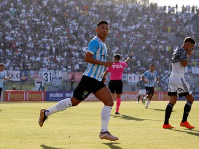 «La bendición»: Felipe Flores dio a conocer anécdota con Esteban Paredes tras su gol ante Colo-Colo