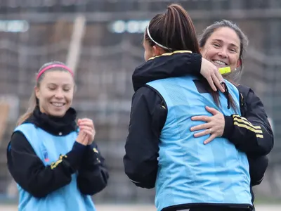 «Esta historia continúa»: Colo-Colo Femenino confirmó renovación de una pieza clave del plantel