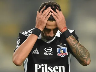 Duro golpe: El gran revés que sufrió Juan Martín Lucero en Fortaleza y que lo podría dejar en Colo-Colo