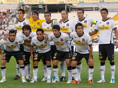 ¿Empiezan las conversaciones?: Ex jugador de Colo-Colo se postula para jugar en Colo-Colito