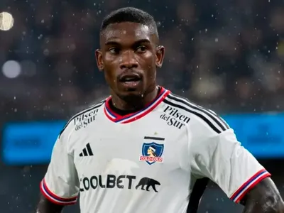 A la par de Dembelé y Mbappé: Fabián Castillo es protagonista en prestigioso ranking internacional