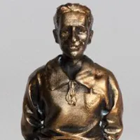 Se robó todas las miradas: La estatua en honor a David Arellano que hace delirar a los hinchas de Colo-Colo