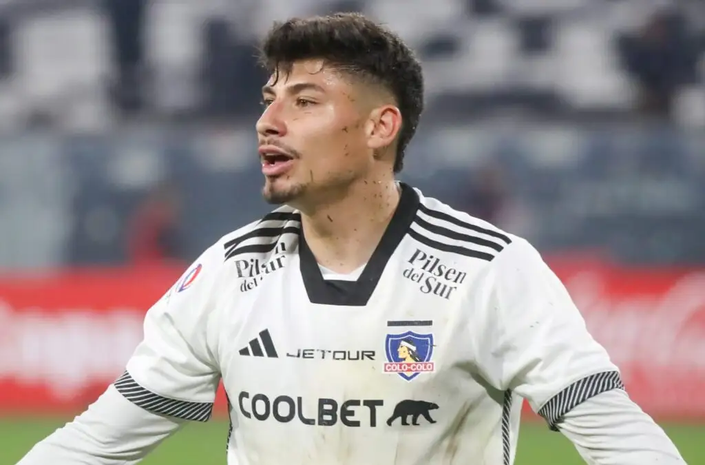 Alexander Oroz nuevamente no fue considerado para un partido de Colo-Colo.
