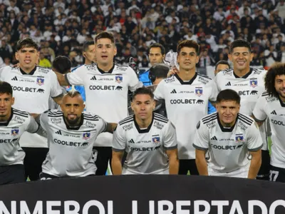 Los 6 jugadores de Colo-Colo que podrían quedar fuera de octavos de final por acumulación de amarillas