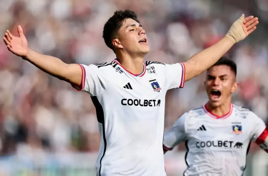 Damián Pizarro jugó su primera temporada como profesional en Colo-Colo.