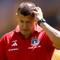 Duro golpe para Jorge Almirón: Entregan una pésima noticia a Colo-Colo de cara a la temporada 2024