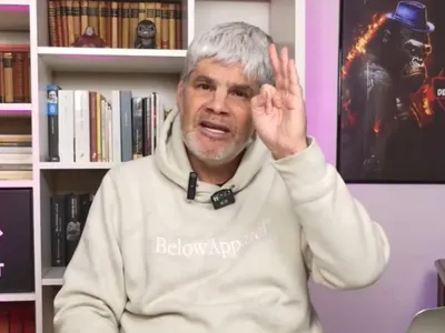 Juan Cristóbal Guarello advierte lo peor para Colo-Colo tras cánticos de juveniles: «Van a castigar a estos cabros»