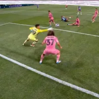 La especialidad de la casa: Maximiliano Falcón vuelve a sacar un balón sobre la línea en el Mundial de Club