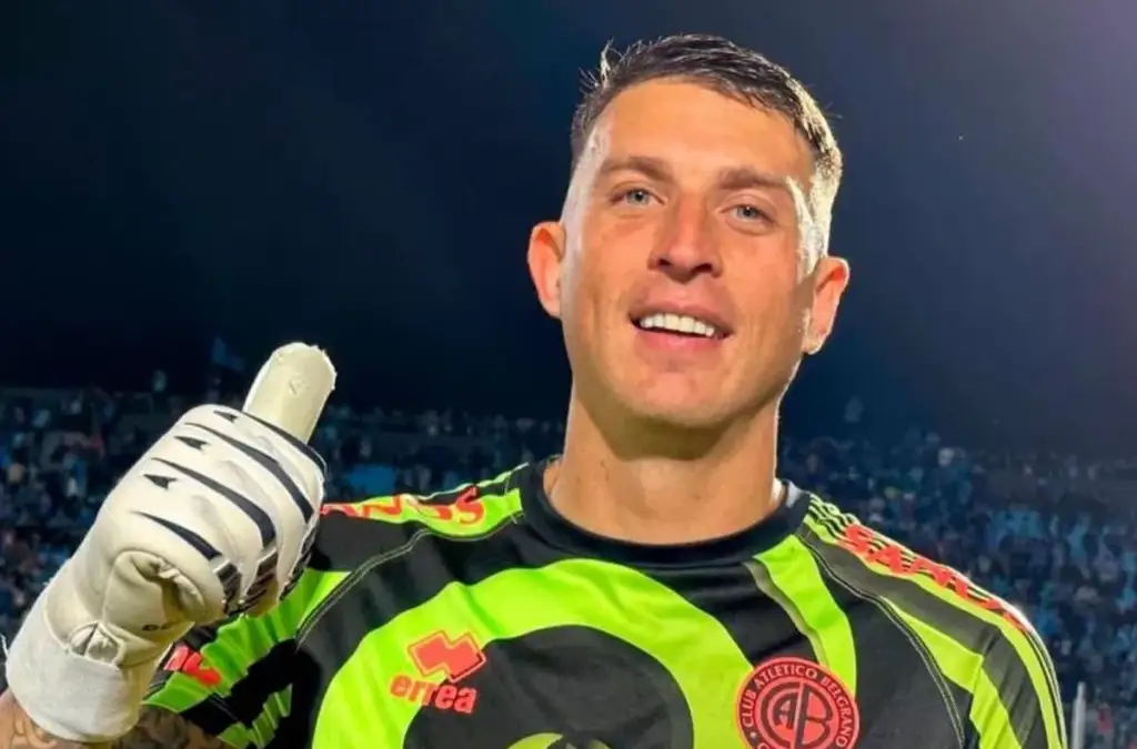 Nahuel Losada con la camiseta de Belgrano de Córdoba