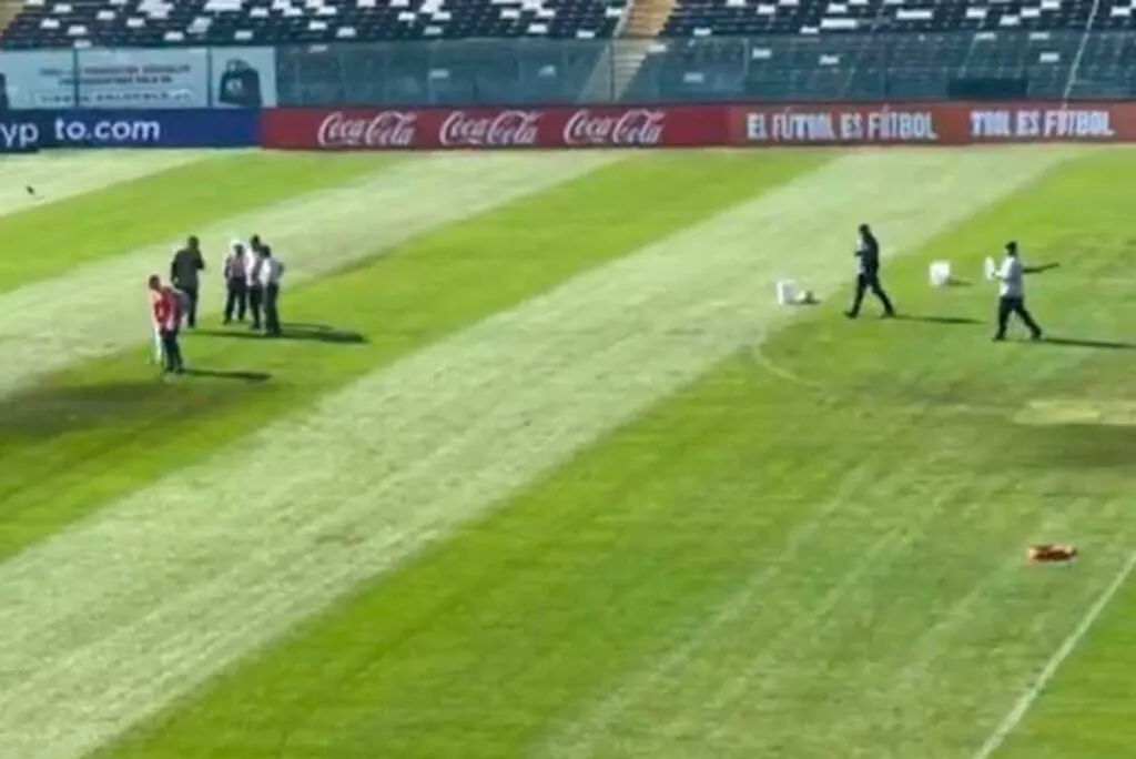 Campo de juego del Estadio Monumental, en la previa del partido de Colo-Colo frente a Boca Juniors.